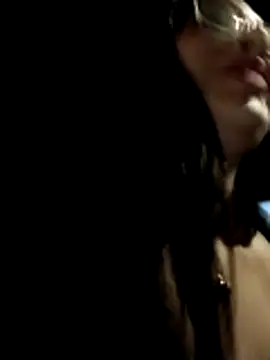 isa_londonn21 (F young) - Flash boobs 🔥