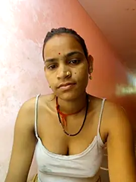 big_krishma_nena (F young) - Home greem