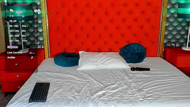 VallerieJones live cam profile