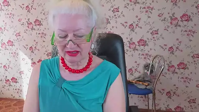 maya_mayflower - Maya_Mayflower's free webcam