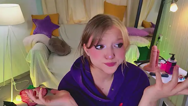 crazy_wine - Crazy_Wine's free webcam - UK Sex Cams