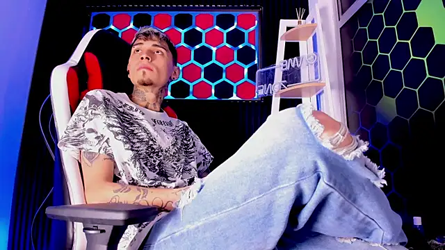 max_hader_ (M young) - my warm milk 🥵💪🍆