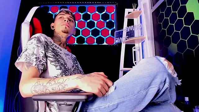 max_hader_ (M young) - my warm milk 🥵💪🍆