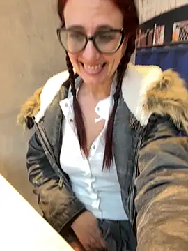 NataKitten Live Webcam on Stripchat