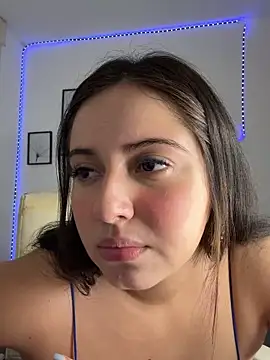 Webcam Model (Abby-26)  is live.Free join now!