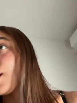 hottiee_melannie live sex cam