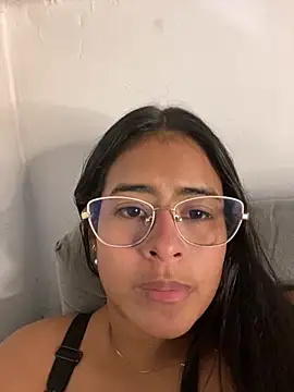 lucirganaxxx webcam stripchat model stream image