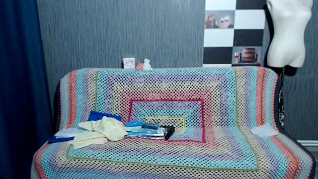 pa1e_pr1ncess - Pa1e_pr1ncess's free webcam - UK Sex Cams