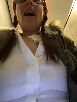 natakitten (F milf) - Show&Slap pussy in public,LT🎥