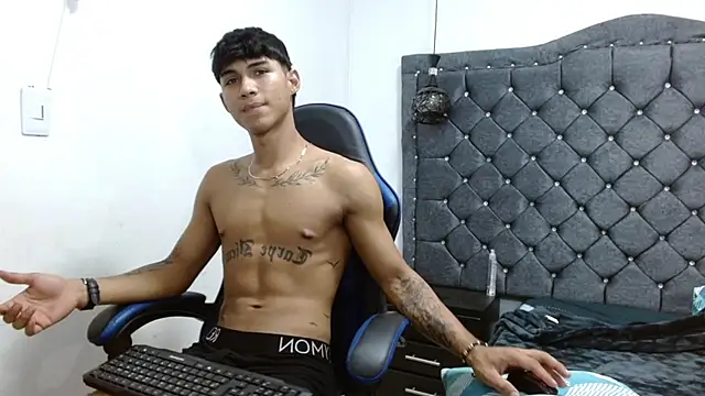 luka_big18 (M twink) - 💦KEEP JERKING 😈