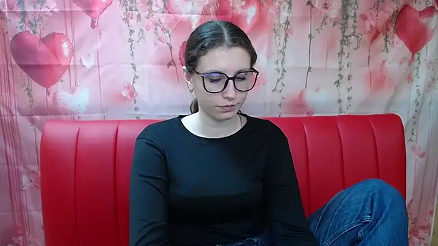 lilianashine - LilianaShine's free webcam