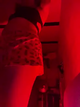 nahomy-benett - Nahomy-Benett's free webcam