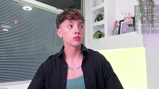 Tomy_Rox live sex cam