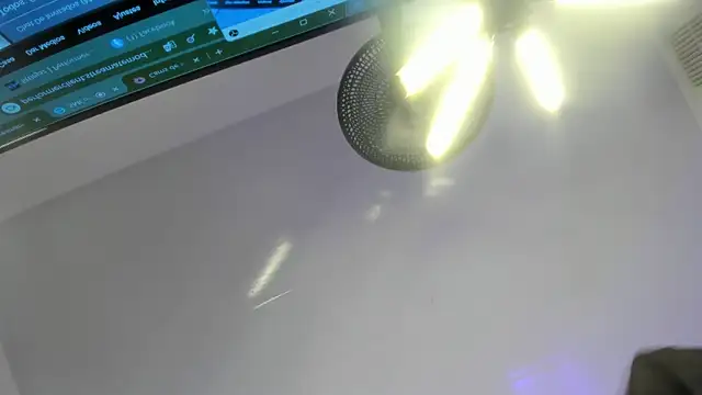 LittleeJaz live sex cam