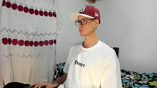 vlad__night - Vlad__night's free webcam - UK Sex Cams