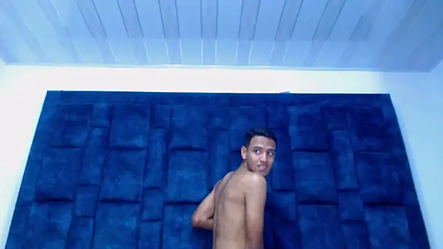 GroupNoLimits webcam