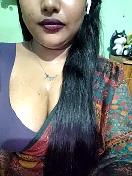 Webcam Model (SWEETY-SS)  is live.Free join now!