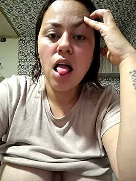 Webcam Model (camila-titis)  is live.Free join now!