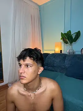 leo_savage_ (M young) - SHOW MY BALLS ✨