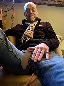 eddouxxx78 (Ask my age) - 300