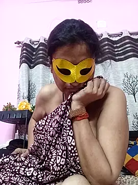 Webcam Model (Gullapi)  is live.Free join now!