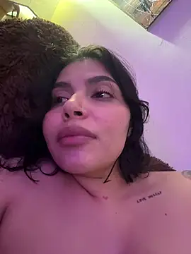 Webcam Model (GigiiStone)  is live.Free join now!