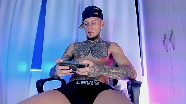 kings_ultimate (M young) - naked