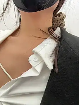 美女kara-tt在线直播