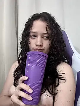 Webcam Model (Alana_444)  is live.Free join now!