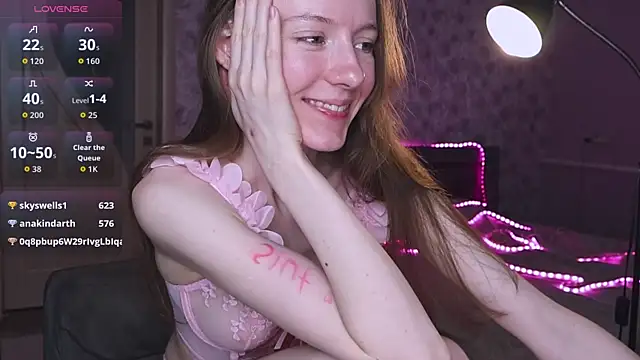 Why_me_stella Live Webcam on Stripchat