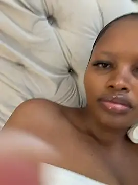 Webcam Model (Neelo-Smith)  is live.Free join now!