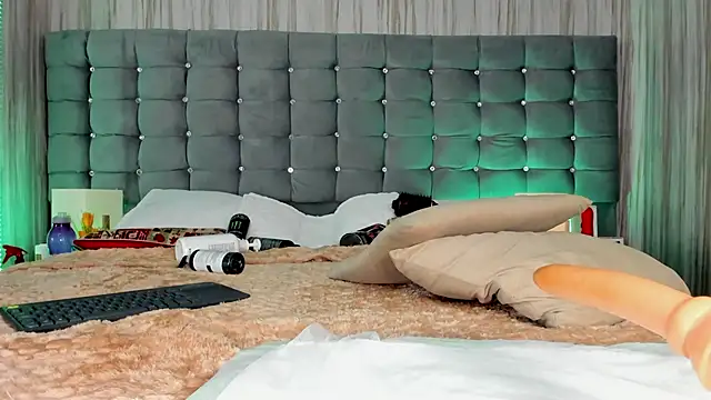 poacahontasfg (F young) - AMAZING CAMELTOE 😈😈