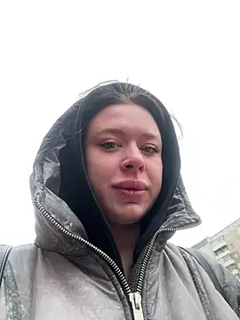 alishaofthorns (F teen) - Anal plug tail