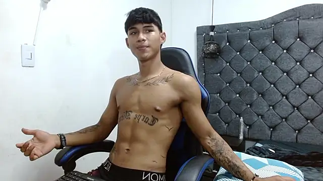 luka_big18 (M twink) - 💦KEEP JERKING 😈