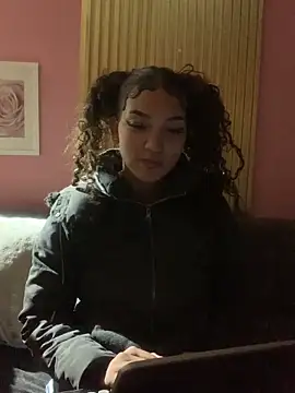 NaughtyLatinaxxx webcam