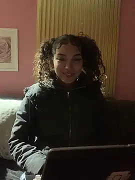 Webcam Model (NaughtyLatinaxxx)  is live.Free join now!