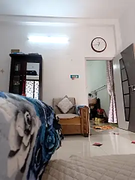 hot-tinaa (F young) - Boobs Show