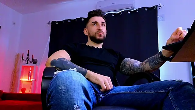 mightyaaron66 (M young) - 𖤐🔥 parTy Time ,House parTy  !  💨𖤐