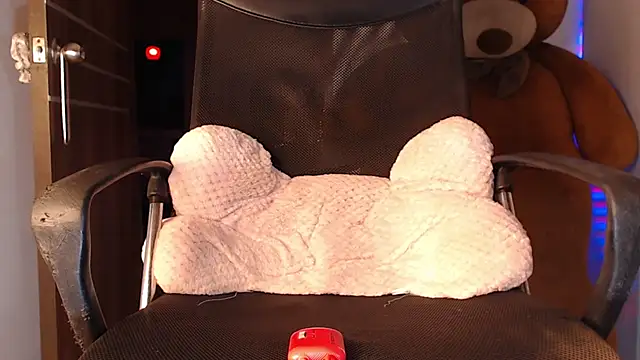 mistressbigcock777 live sex cam