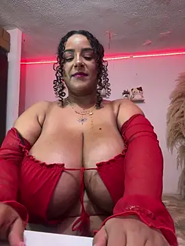 ariadna_cooper (F milf) - OCEAN SQUIRT💦💦💦