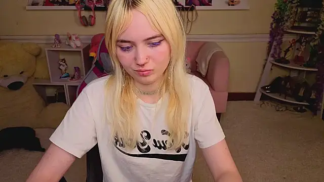 iris_ivory - Iris_Ivory's free webcam - UK Sex Cams