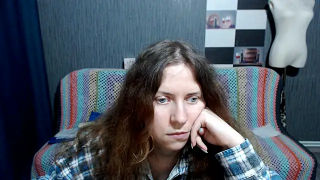 pa1e_pr1ncess - Pa1e_pr1ncess's free webcam