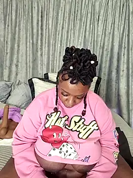 ThickianaRider live sex cam