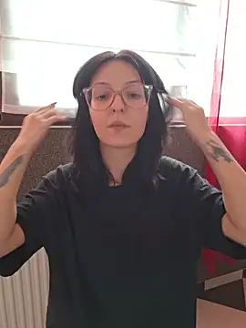 AllexyAle live sex cam