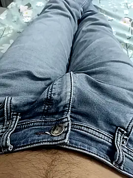 rocky-badboy_cum4me (M young) - Take off pant/trousers jerk 20 sec.