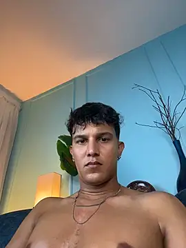 Leo_Savage_ live sex cam