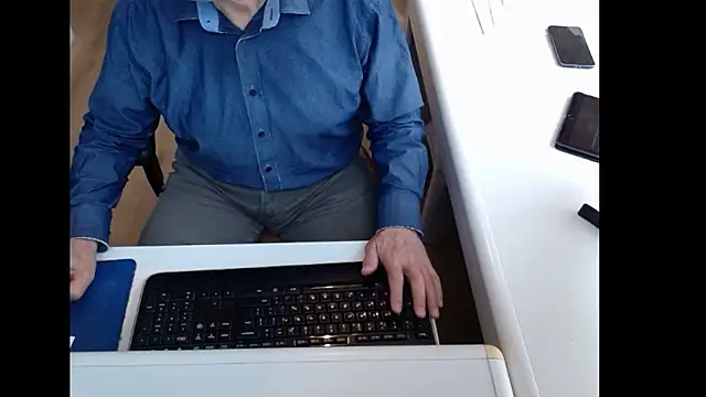 dutchpornking live sex cam