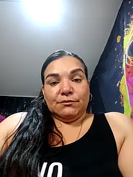 Webcam Model (Zuleyka_69)  is live.Free join now!