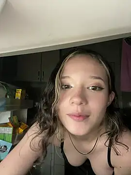 Webcam Model (sukubo__)  is live.Free join now!