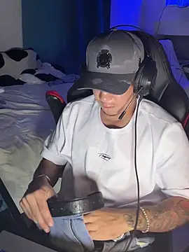 AngelLatinBoy live sex cam